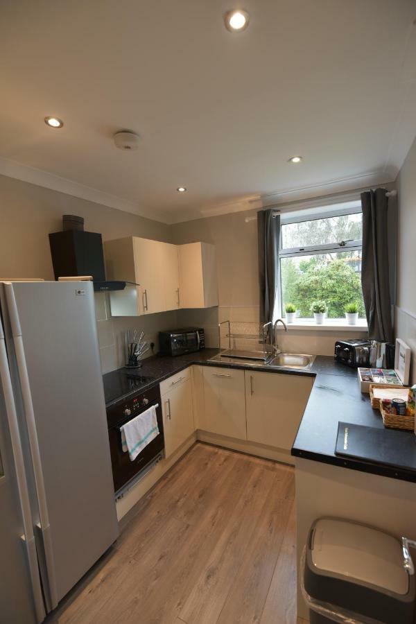 Sighthill 3 Bedrooms With Private Garden EDI Kültér fotó